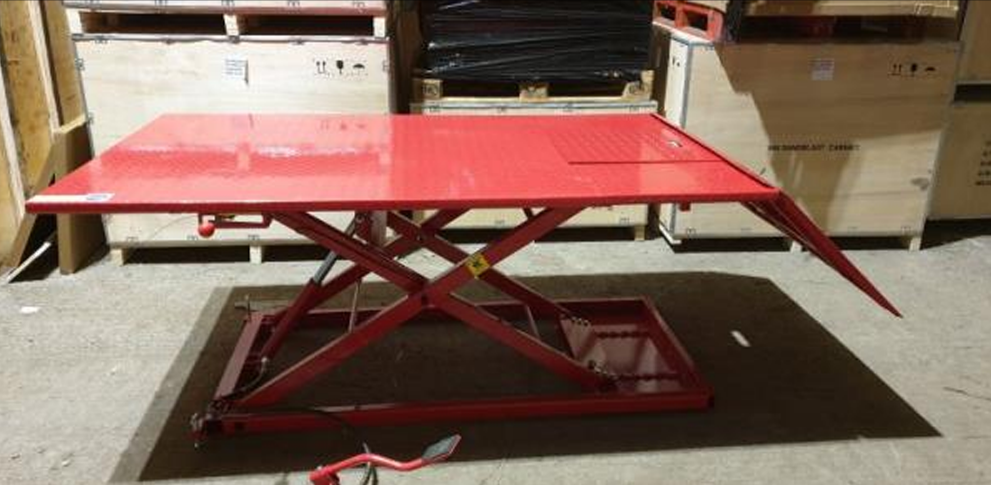 Quad Bike Bench Lift. Motorcycle Lift.Ride On Mower Bench Hydraulic Lift new